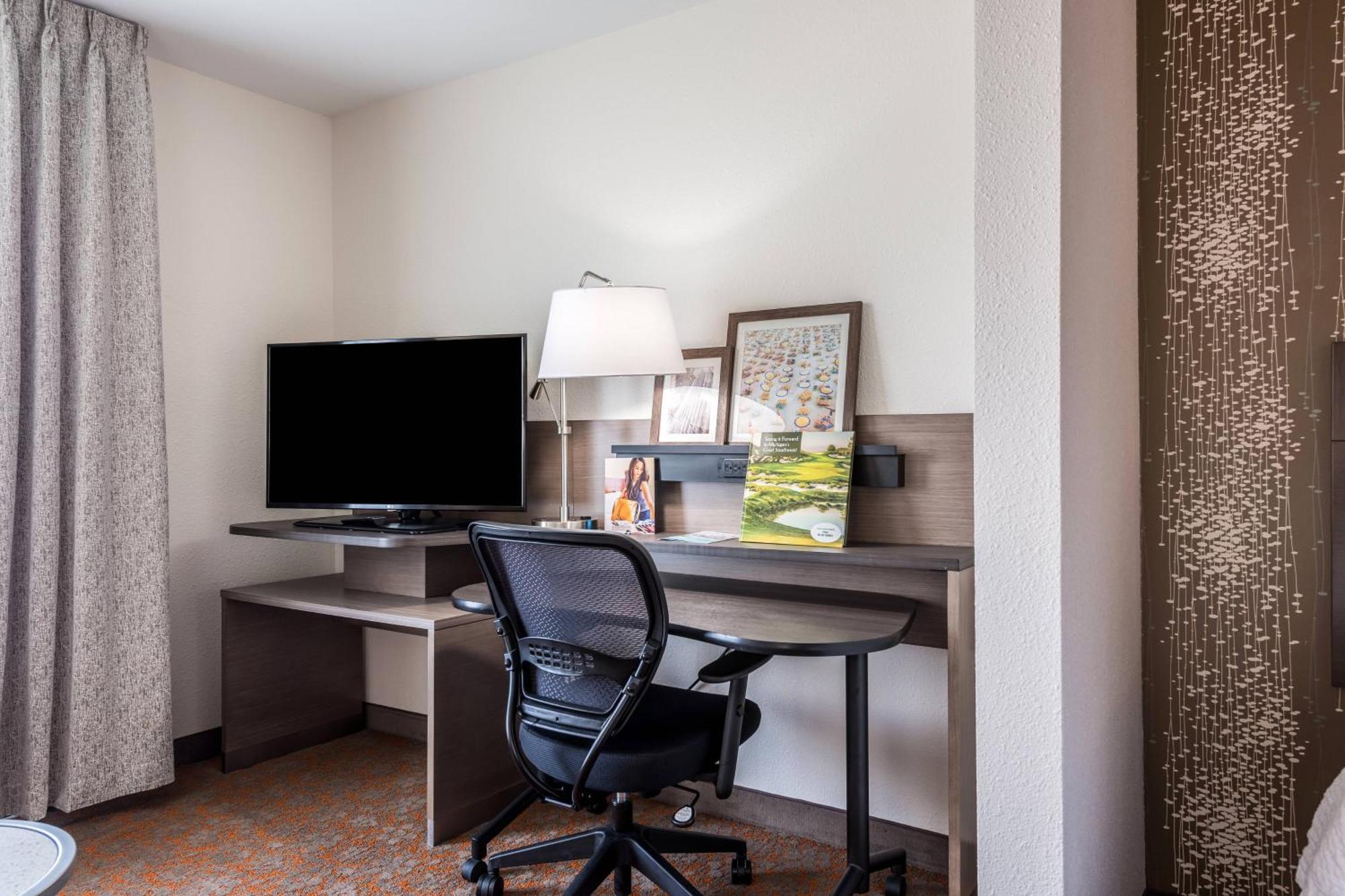 Fairfield Inn & Suites By Marriott St. Joseph Stevensville Εξωτερικό φωτογραφία